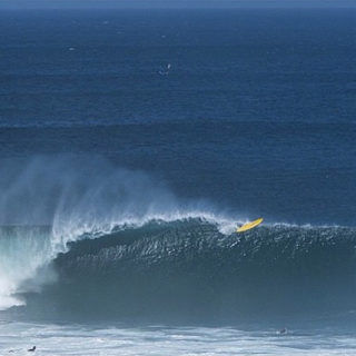 Uluwatu big waves