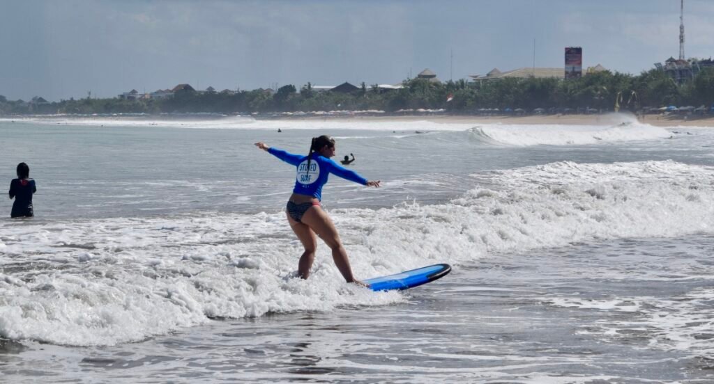 Beginner Surf Safety Tips